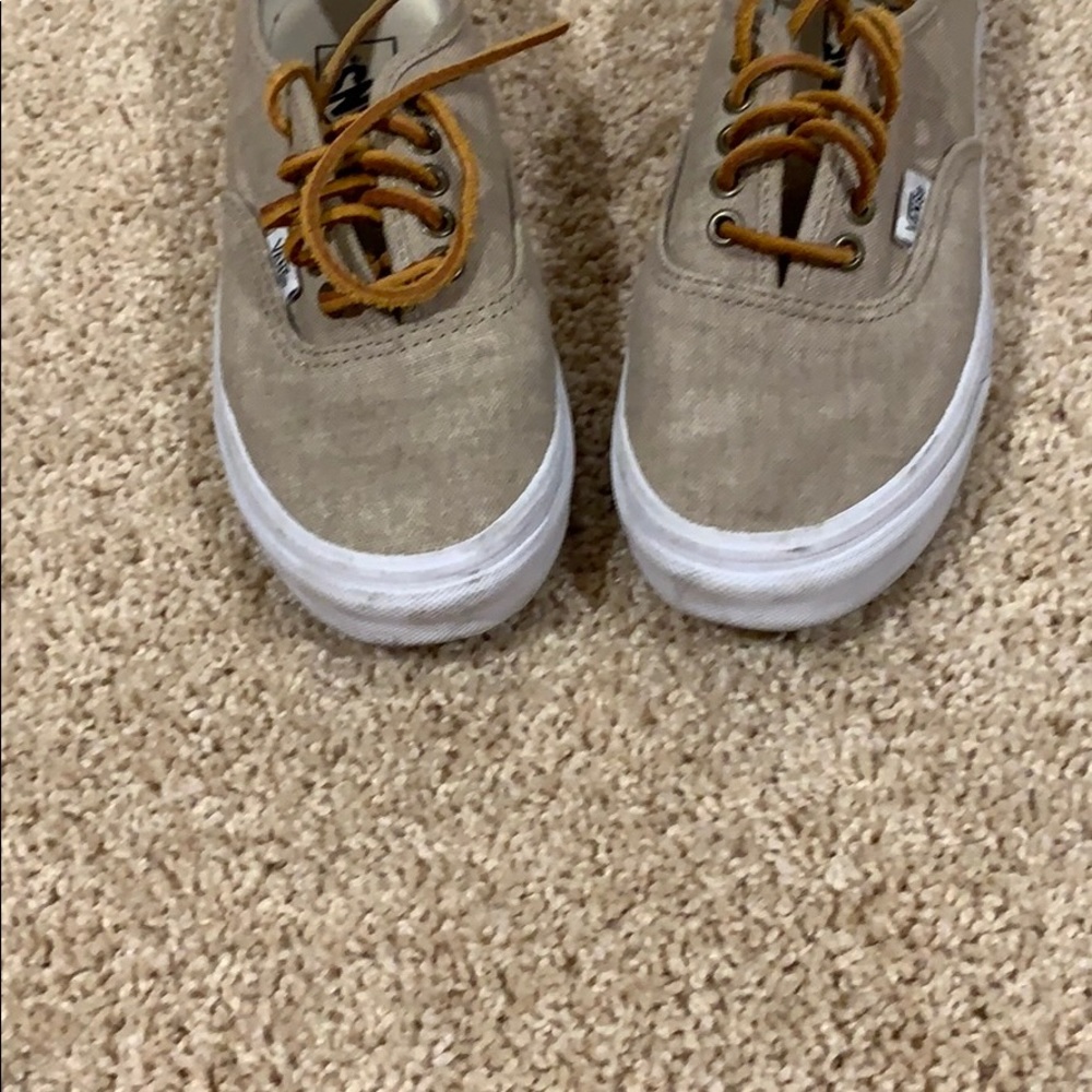 Vans - Picture 4 of 4